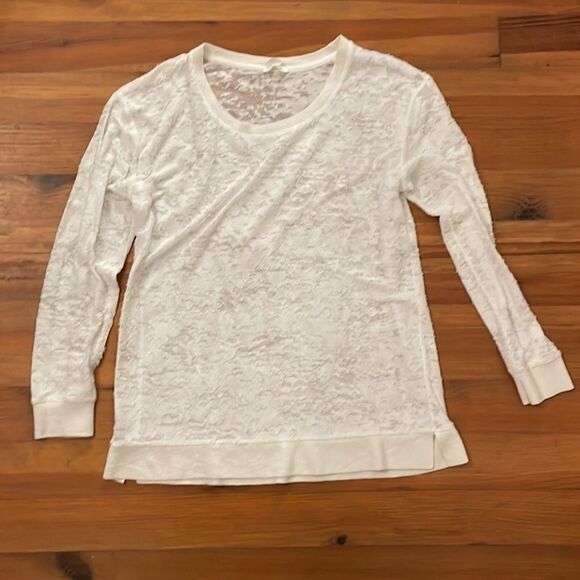 Club Monaco White Burnout Shirt Top Womens Medium Long Sleeves Knit - Picture 3 of 8